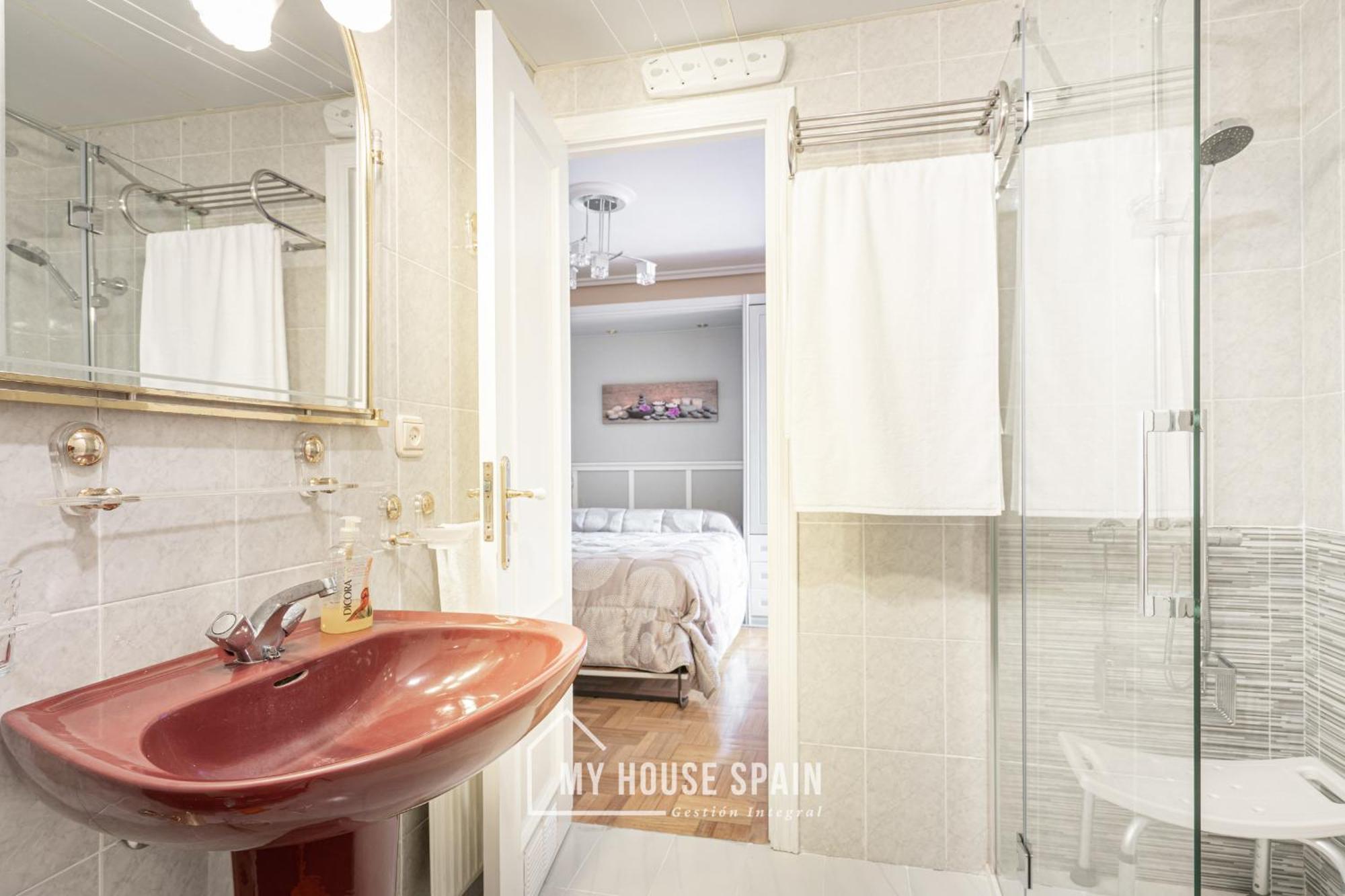 Myhousespain - Amplio Apartamento Con Vistas En Pleno Centro Хихон Экстерьер фото