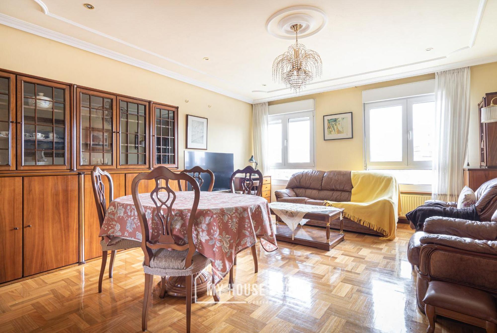 Myhousespain - Amplio Apartamento Con Vistas En Pleno Centro Хихон Экстерьер фото