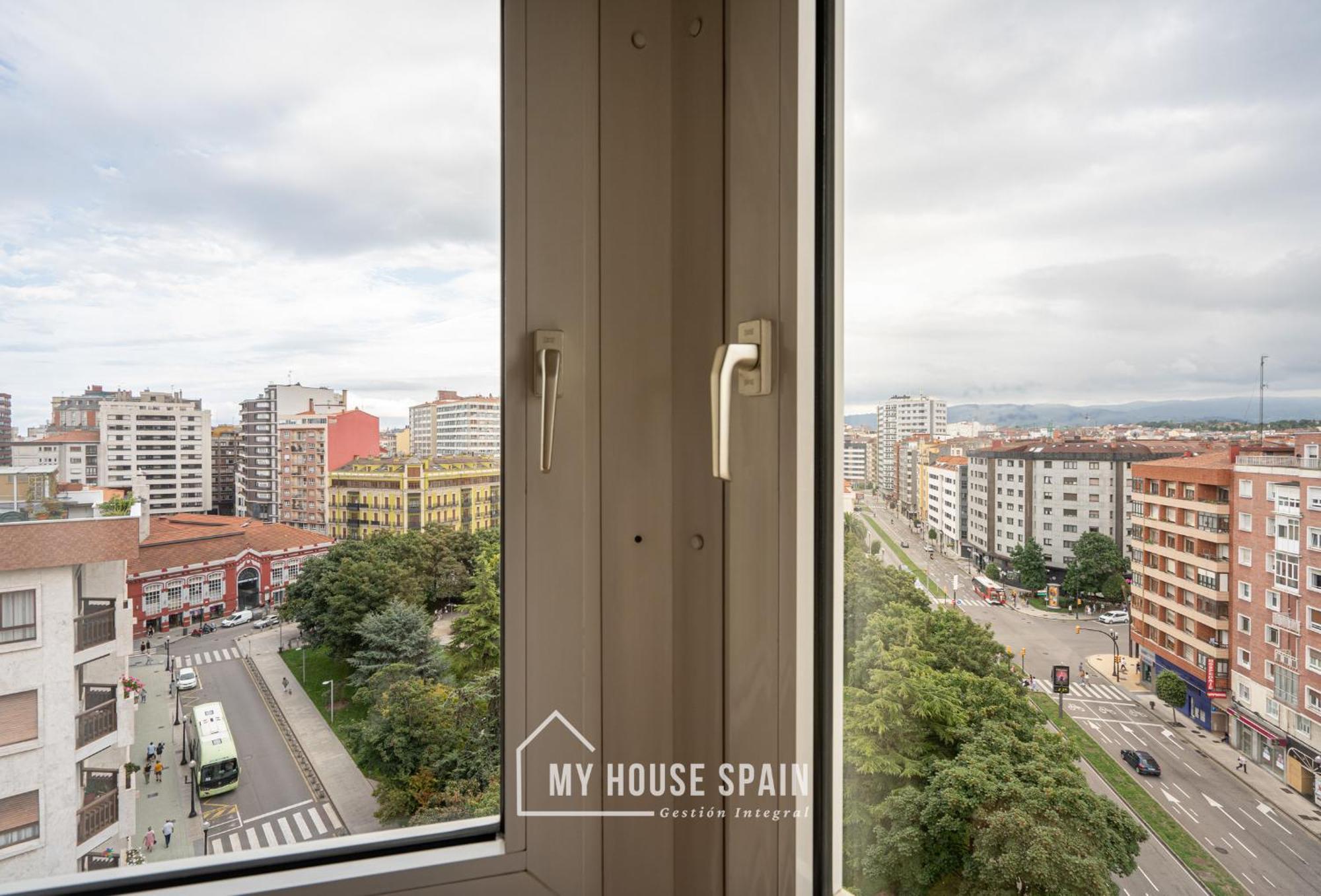 Myhousespain - Amplio Apartamento Con Vistas En Pleno Centro Хихон Экстерьер фото